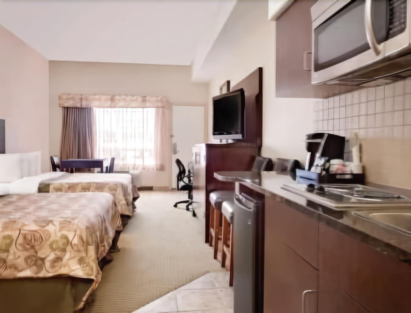 Ramada By Wyndham Lac La Biche Eksteriør bilde